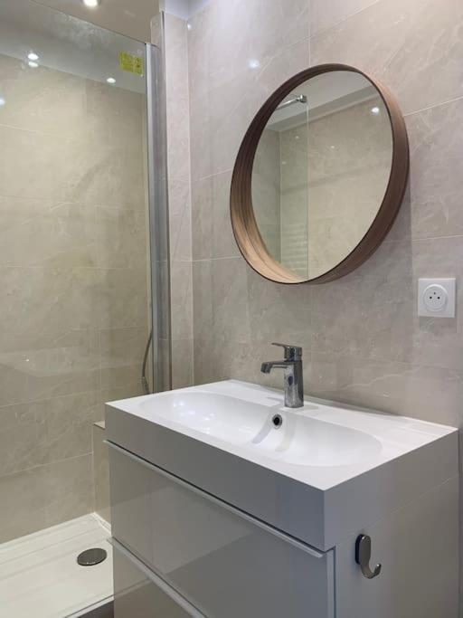 Appartamento Paris Buttes Chaumont - Free Parking Esterno foto