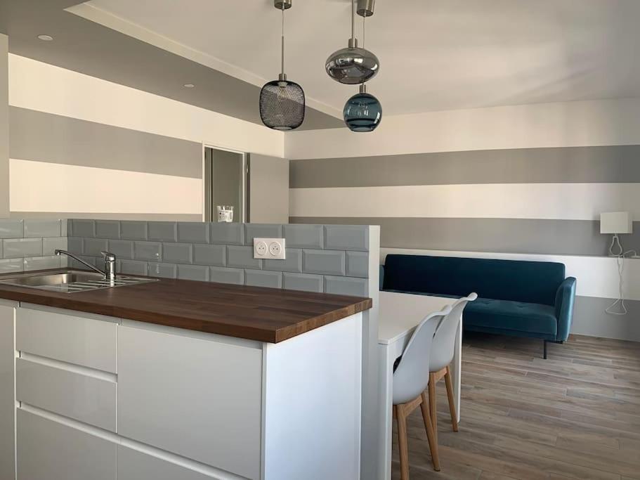 Appartamento Paris Buttes Chaumont - Free Parking Esterno foto